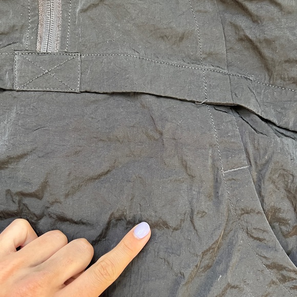 lululemon 1/4 zip pullover - Picture 2 of 6